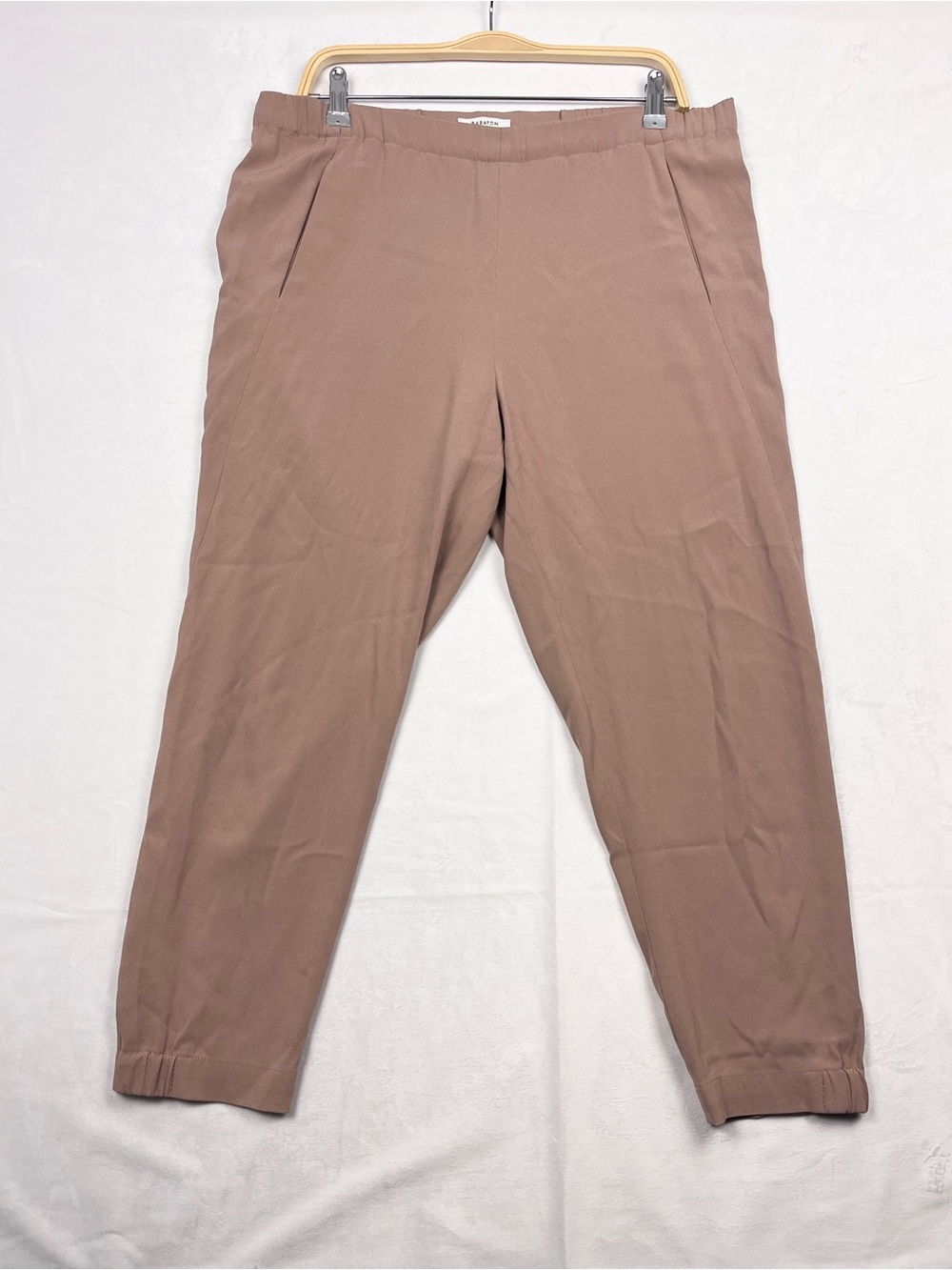 Babaton Aritzia Pull-on Office Pants Elastic Waist Tapered Leg Size Medium